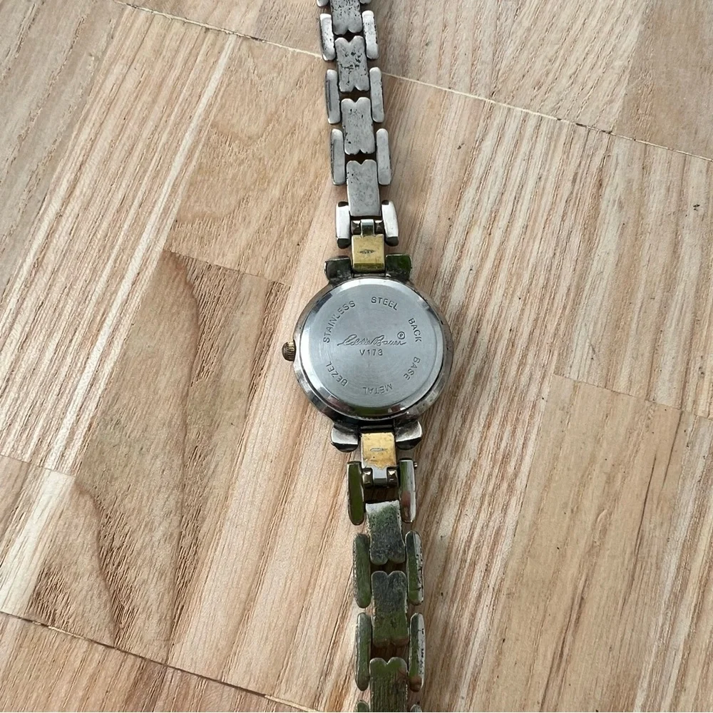 Eddie Bauer ladies two toned watch NEW BATTERY